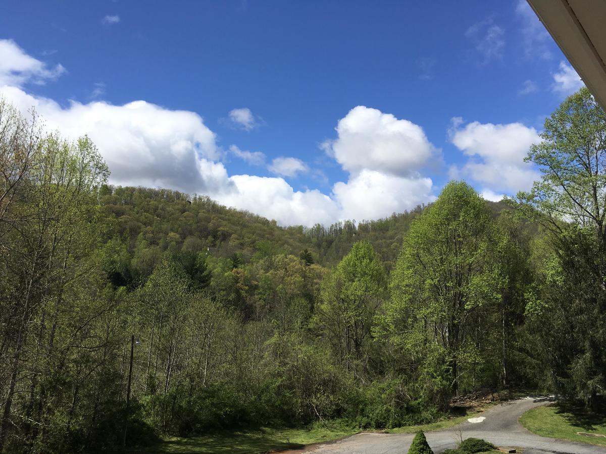 University Inn Cullowhee Exterior photo