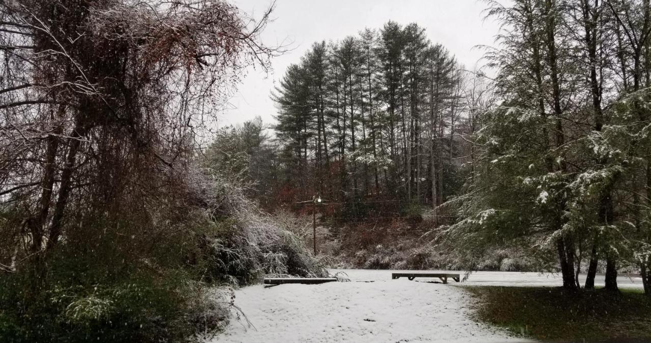 University Inn Cullowhee Exterior photo