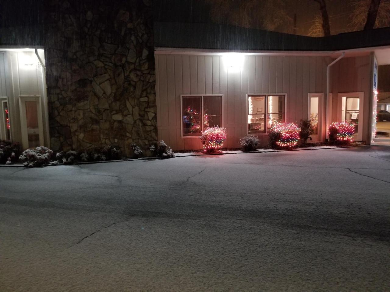 University Inn Cullowhee Exterior photo